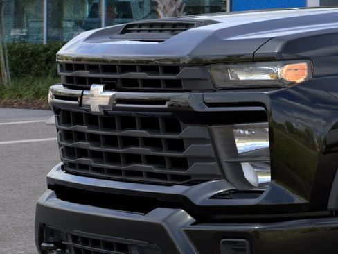 Used 2025 Chevrolet Silverado 2500 Custom w/ Custom Convenience Package AWD/4WD image 13