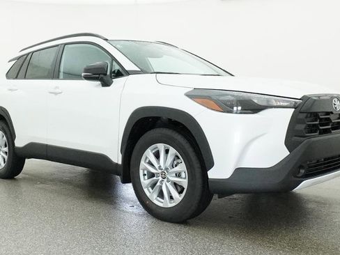 New 2026 Toyota Corolla Cross LE FWD image 8