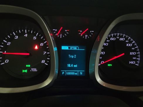 Used 2017 Chevrolet Equinox Premier w/ Enhanced Convenience Package FWD image 23