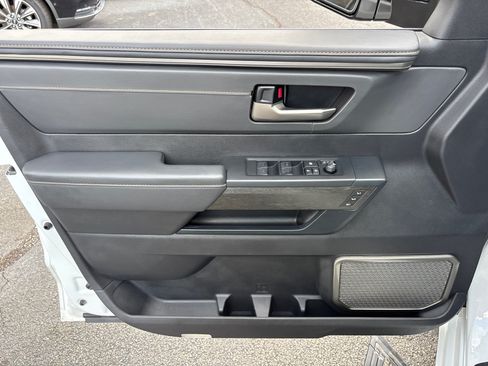 Used 2026 Toyota Sequoia Capstone AWD/4WD image 11