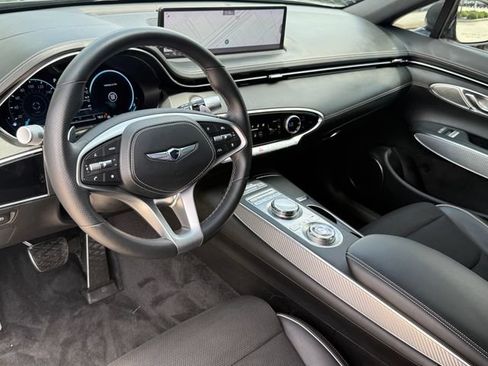 Used 2023 Genesis GV70 2.5T w/ Sport Prestige Package AWD/4WD image 9
