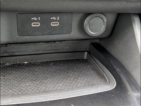 Used 2025 Nissan Rogue SV image 15