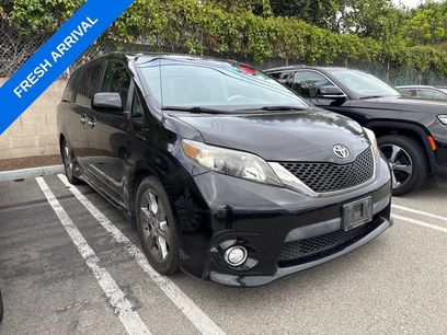 Used 2014 Toyota Sienna SE