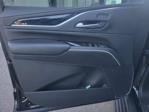 Used 2023 Cadillac Escalade V image 27