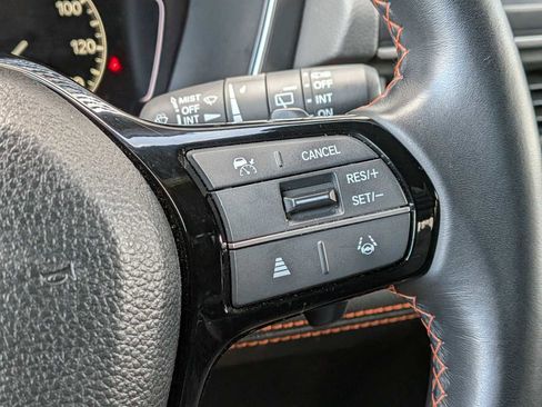 Used 2025 Honda Pilot Sport image 24