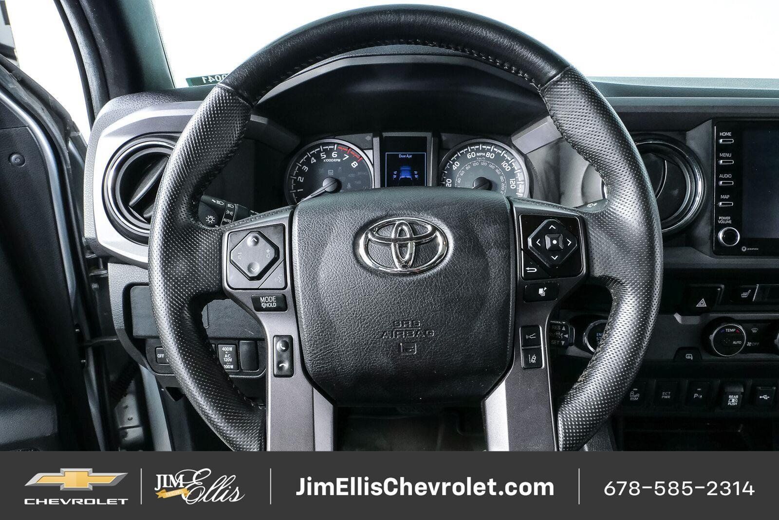 Used 2022 Toyota Tacoma TRD Off-Road w/ TRD Premium Off Road Package RWD image 10