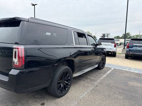 Used 2015 GMC Yukon XL SLE AWD/4WD image 5