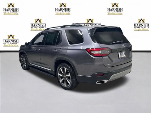 Used 2023 Honda Pilot Elite image 7