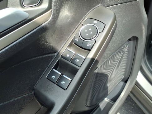 Certified 2021 Ford Escape SE w/ SE Sport Appearance Package AWD/4WD image 10