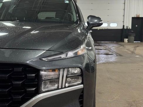 Used 2023 Hyundai Santa Fe SEL image 3