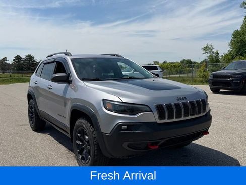 Used 2021 Jeep Cherokee Trailhawk w/ Trailer Tow Group AWD/4WD image 1