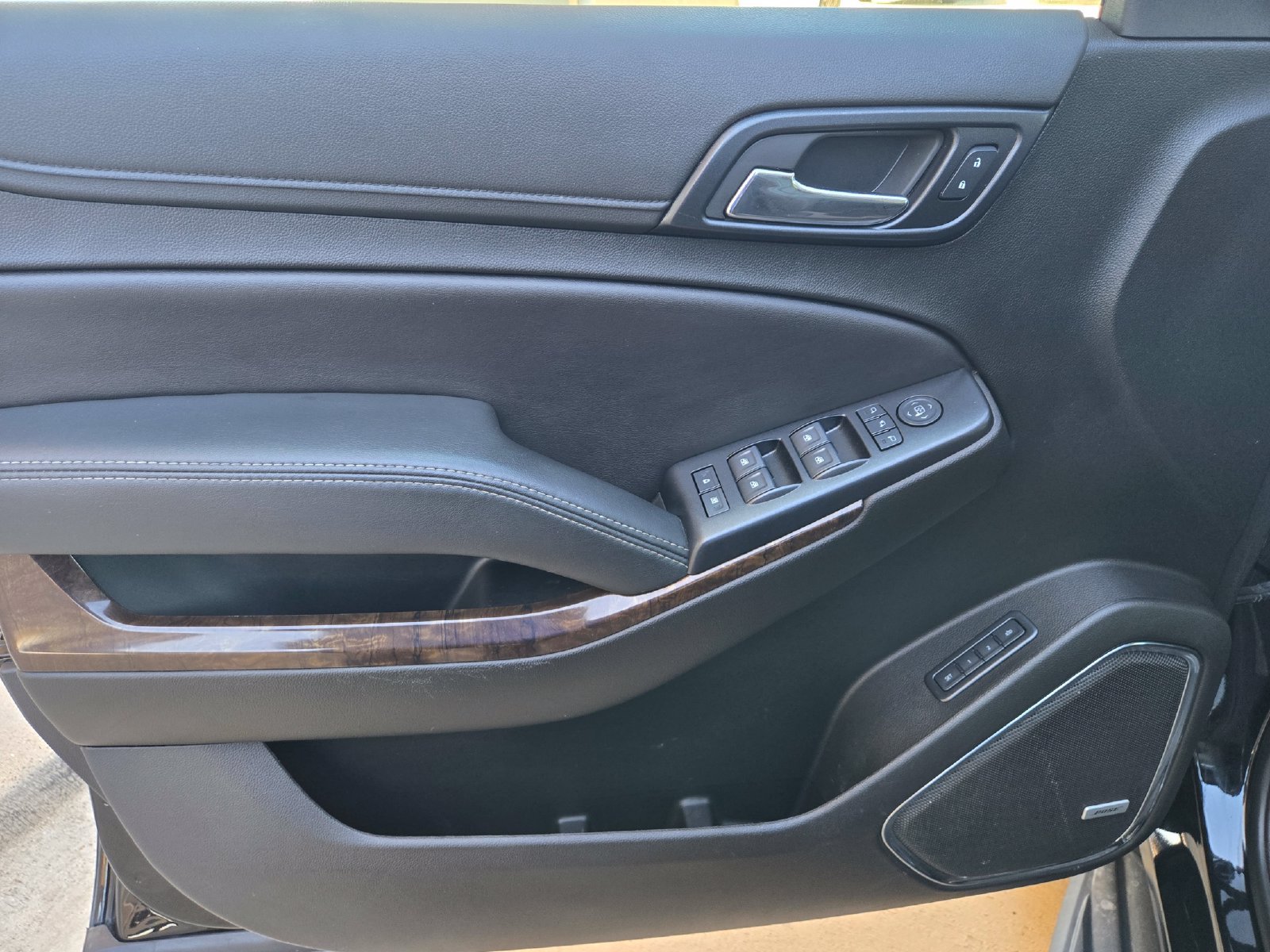 Used 2019 Chevrolet Tahoe LT AWD/4WD image 33