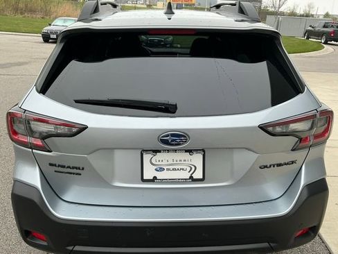 Certified 2025 Subaru Outback Onyx Edition AWD/4WD image 3
