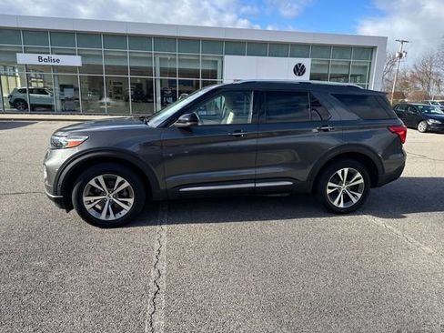 Used 2020 Ford Explorer Platinum w/ Premium Technology Package image 4