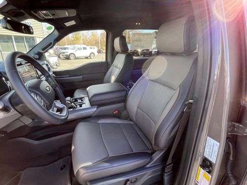 New 2026 Ford F150 Lariat w/ Equipment Group 501A Mid image 19