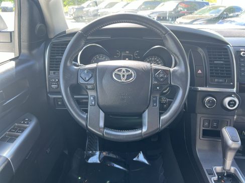 Used 2021 Toyota Sequoia TRD Pro AWD/4WD image 16