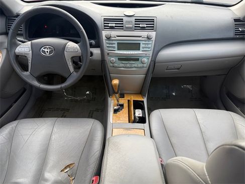 Used 2007 Toyota Camry XLE image 10