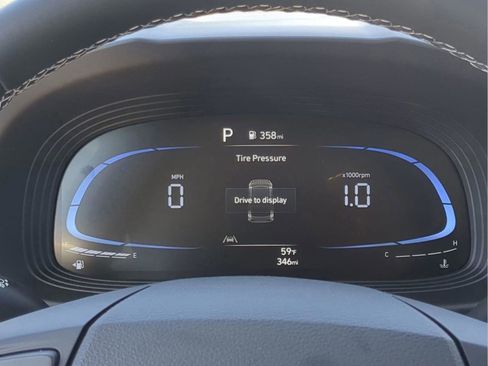 New 2025 Hyundai Venue SEL FWD image 33