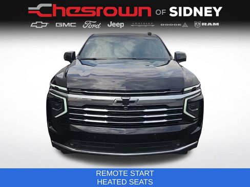 Used 2026 Chevrolet Suburban LT w/ Comfort Package AWD/4WD image 2