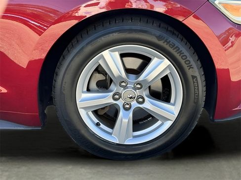 Used 2015 Ford Mustang Coupe image 16