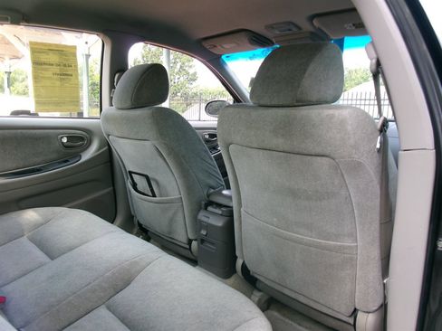 Used 2003 Nissan Maxima GXE FWD image 25