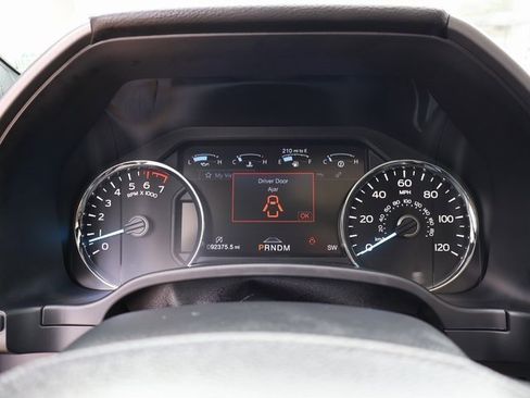 Certified 2020 Ford F150 Platinum w/ Equipment Group 701A Luxury image 31