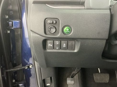 Used 2023 Honda Passport EX-L image 17