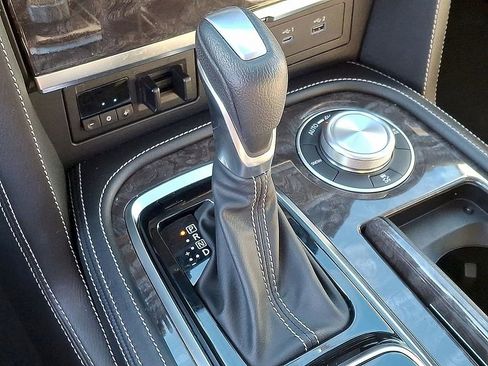 Used 2022 Nissan Armada Platinum w/ Captain's Chairs Package image 15