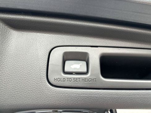 Used 2024 Honda CR-V EX-L image 19