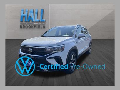Certified 2022 Volkswagen Taos SE w/ Panoramic Sunroof Package