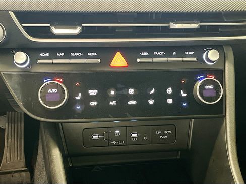 Used 2024 Hyundai Sonata Limited image 16