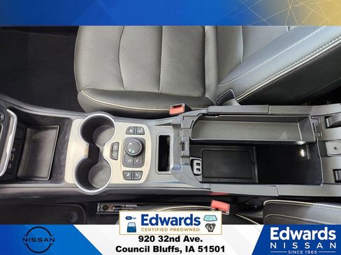Used 2020 GMC Terrain Denali w/ Denali Premium Package AWD/4WD image 37