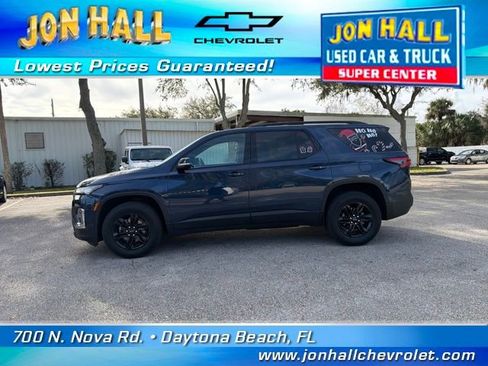 Certified 2023 Chevrolet Traverse LS w/ Midnight/Sport Edition image 3