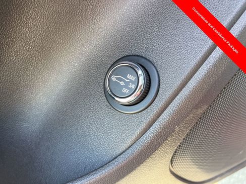 Used 2019 Chevrolet Blazer LT image 11