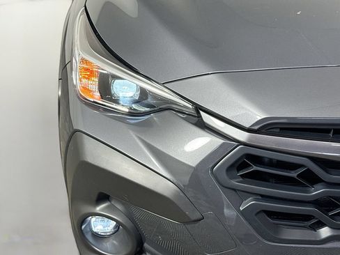 Used 2024 Subaru Crosstrek 2.0i Premium AWD/4WD image 3