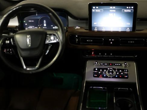 Used 2020 Lincoln Aviator Reserve w/ Equipment Group 201A image 32