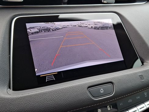 Used 2019 Cadillac XT4 Premium Luxury w/ Driver Awareness Package FWD image 18