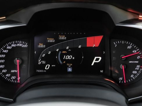 Used 2016 Chevrolet Corvette Z06 w/ 3LZ Preferred Equipment Group image 17