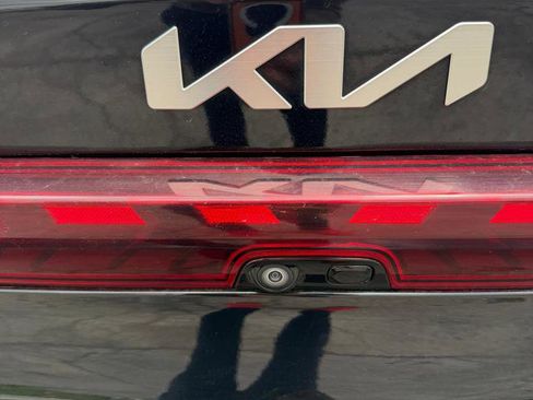Used 2022 Kia K5 LX FWD image 4