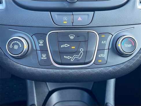 Used 2025 Chevrolet Malibu RS image 15