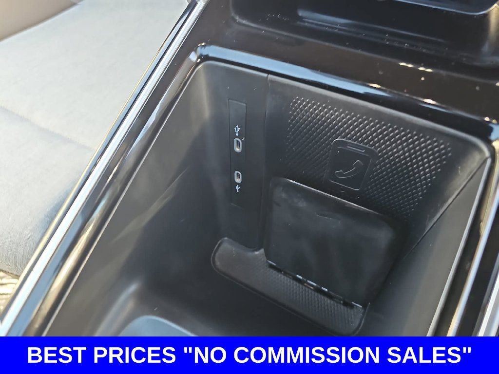 Used 2023 Volkswagen ID.4 Pro AWD/4WD image 24