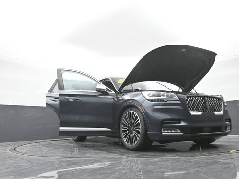 Used 2020 Lincoln Aviator Black Label w/ Dynamic Handling Package AWD/4WD image 50