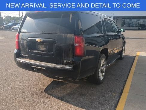 Used 2017 Chevrolet Suburban Premier AWD/4WD image 8