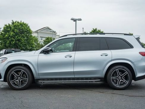 Certified 2025 Mercedes-Benz GLS 450 4MATIC image 4