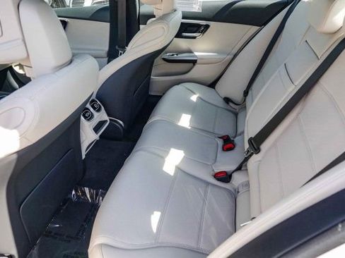 Used 2025 Mercedes-Benz C 300 Sedan image 18