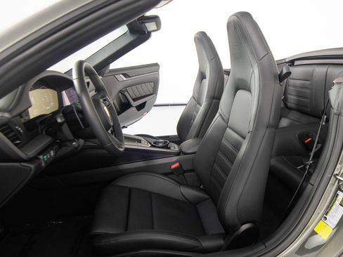 Used 2026 Porsche 911 Carrera S RWD image 19