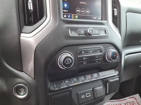 Used 2024 Chevrolet Silverado 1500 Custom AWD/4WD image 19