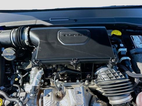 Used 2024 Jeep Compass Limited image 28