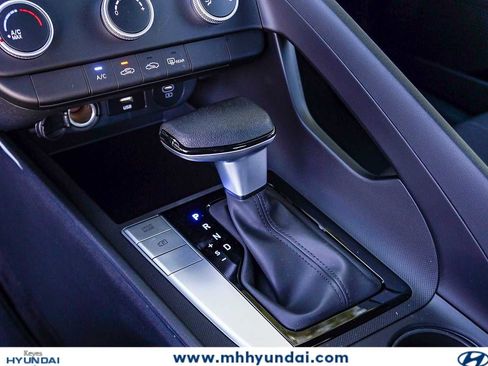 New 2026 Hyundai Elantra SE FWD image 23