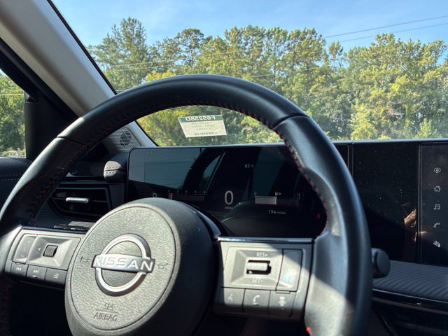 Used 2025 Nissan Kicks SR FWD image 28